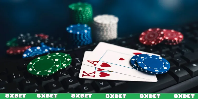 Trác Kim Hoa 8XBET